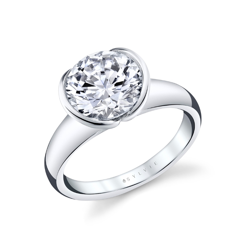 Sylvie Shell Auranova Solitaire Engagement Ring - Liora