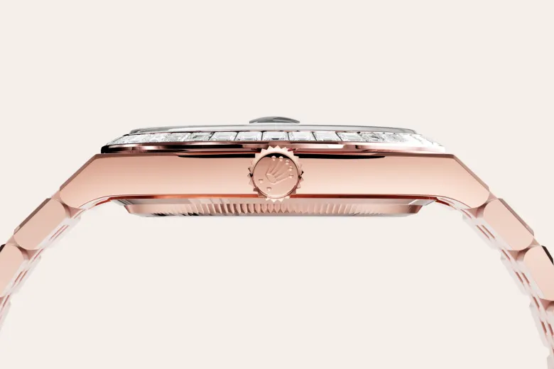 18 kt Everose gold