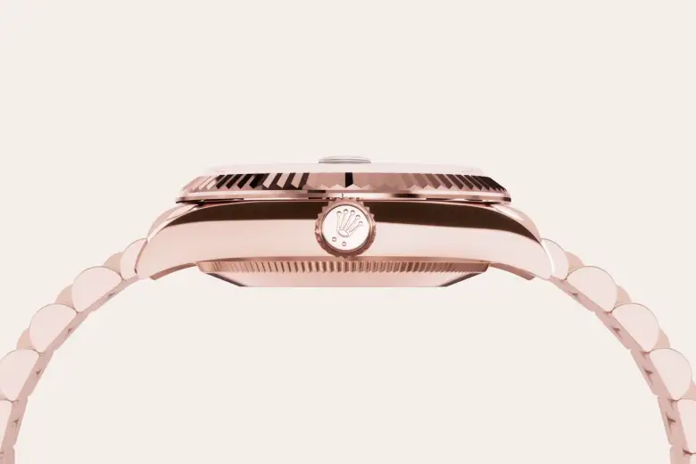 18 kt Everose gold